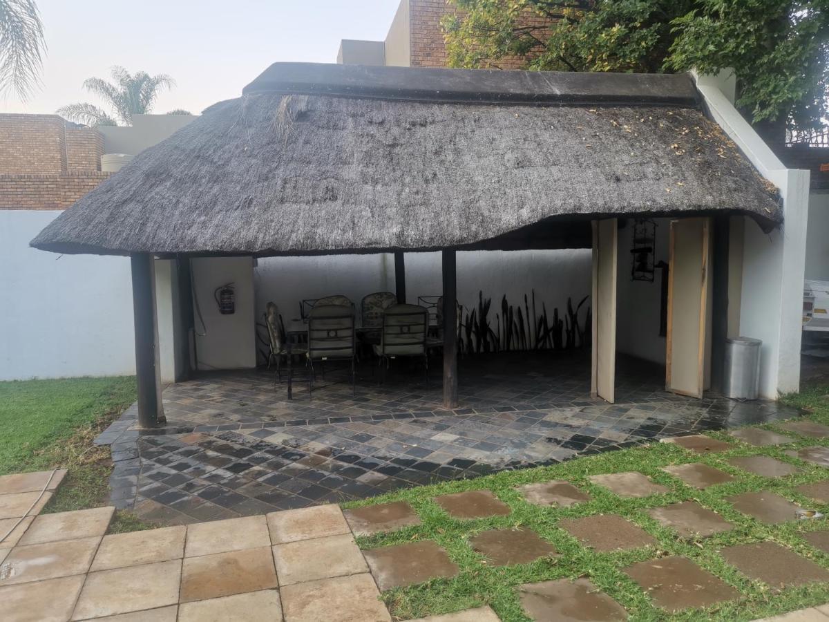 Constantia Guest alojamiento Pretoria-Noord Exterior foto
