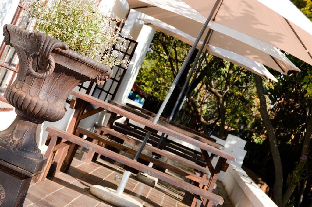Constantia Guest alojamiento Pretoria-Noord Exterior foto